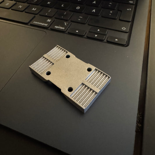 Monolith SLM belt clamp